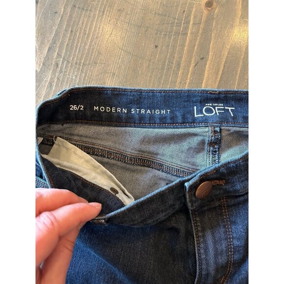 Ann Taylor Loft Straight Jeans 26/2 - Picture 6 of 10